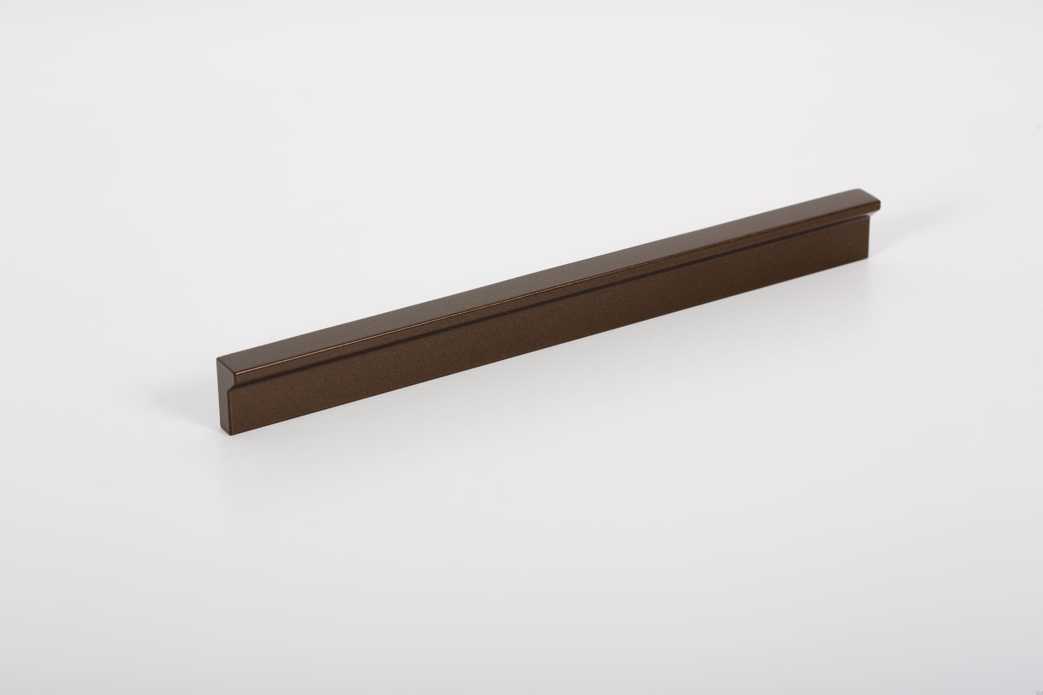 Maner pentru mobila Angle, finisaj maro metalizat, L 200 mm