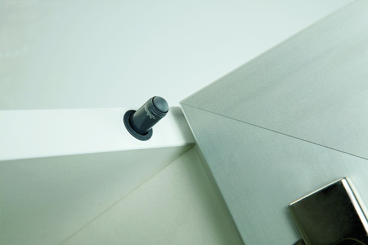 970A1002 - BLUMOTION pentru usi