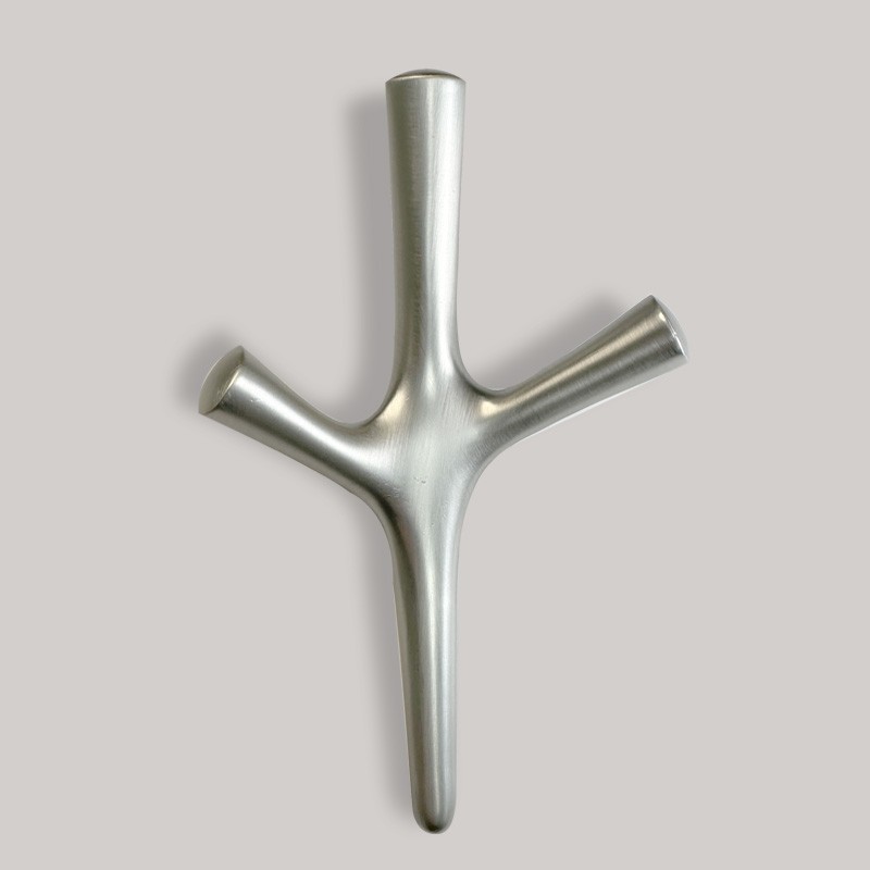 DCM-C4-IN-Cuier mobilier mare