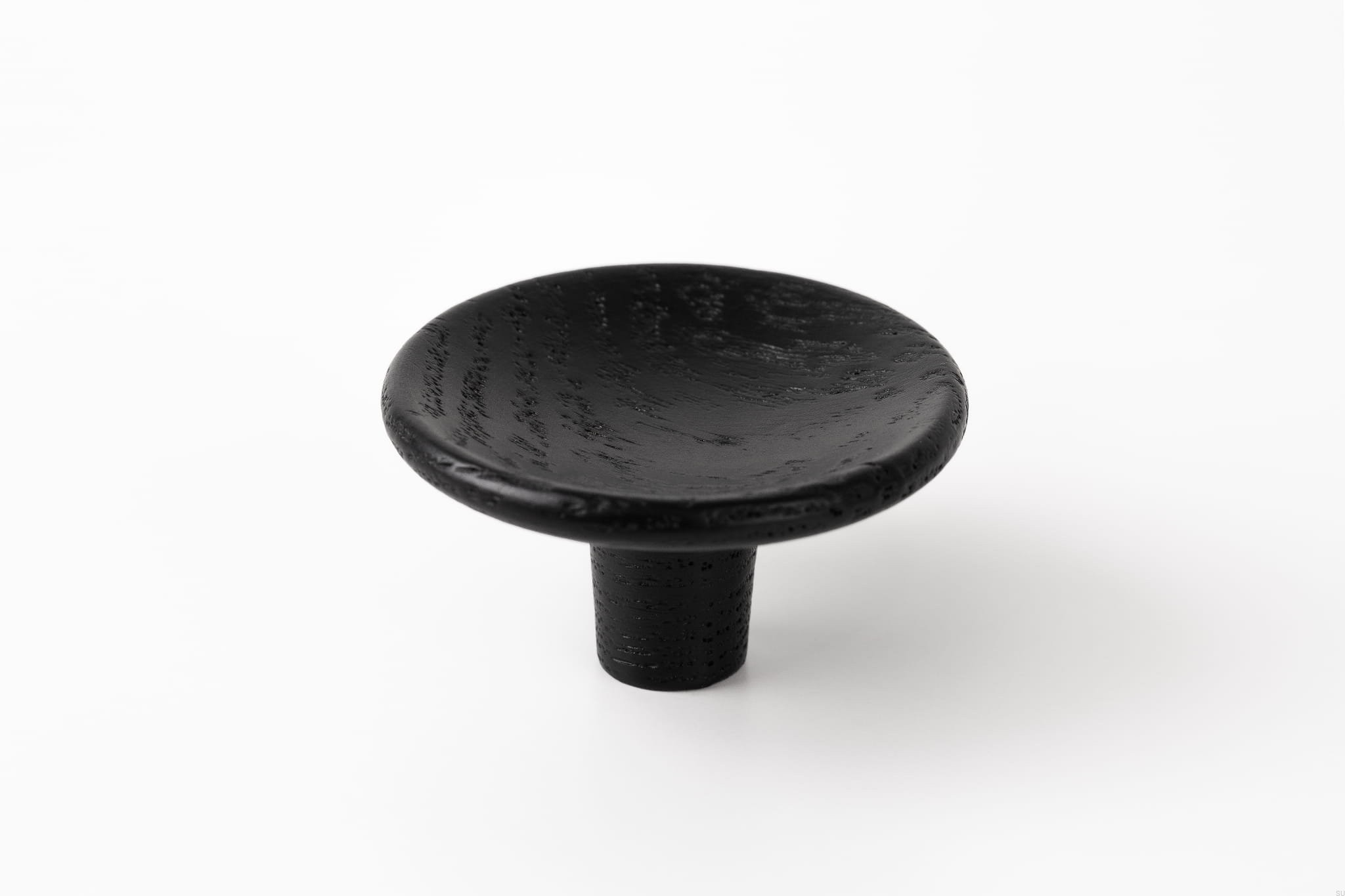 Buton din lemn pentru mobila Disc Wood, finisaj negru mat lacuit, D 38 mm
