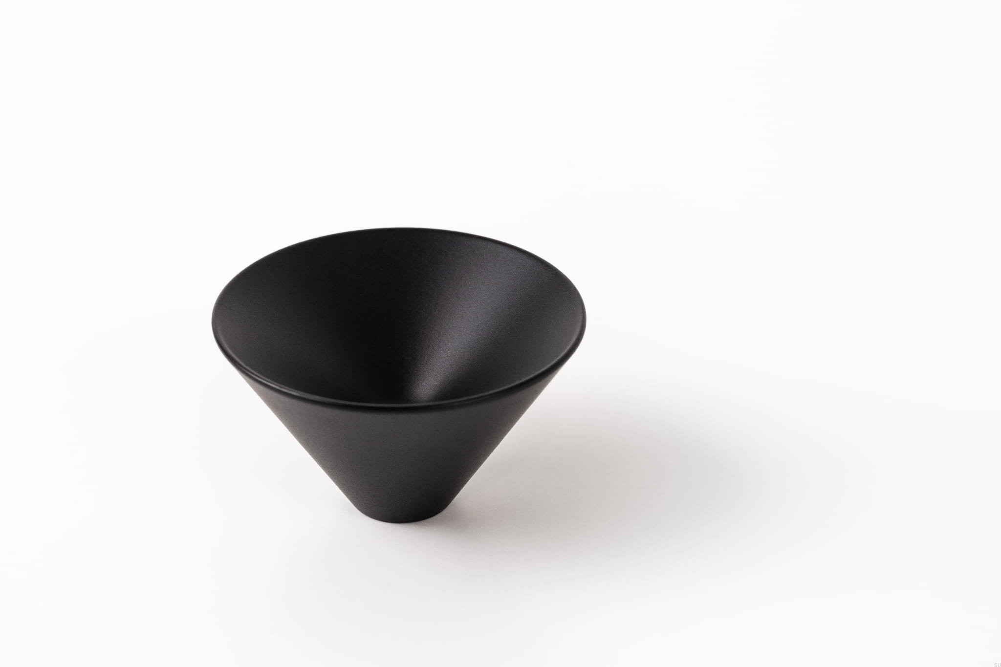 Buton pentru mobila Conic Zamak, finisaj negru mat, D 43 mm