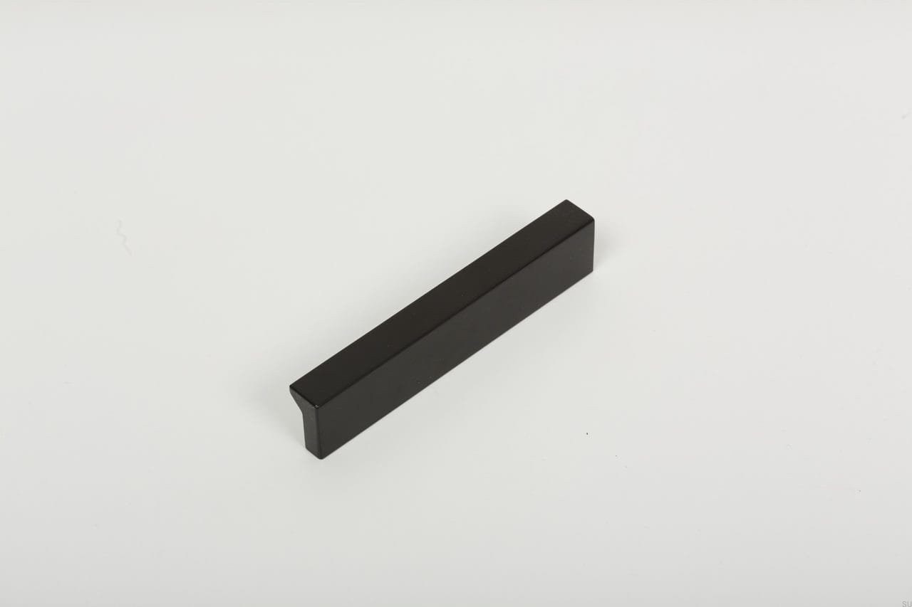 Maner pentru mobilier Angle, finisaj negru mat, L:100 mm