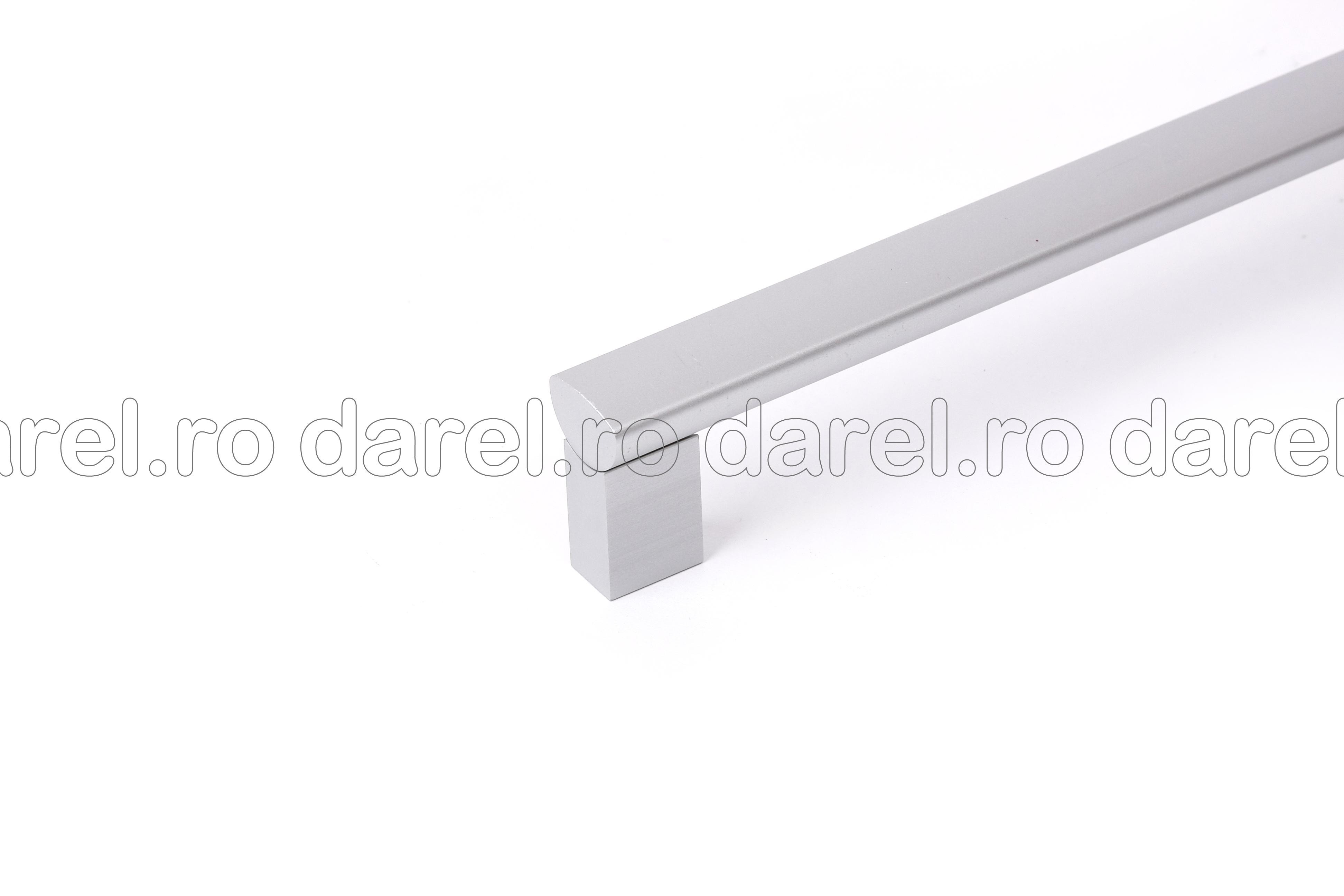 U005-0192-G0008 - Maner mobilier 